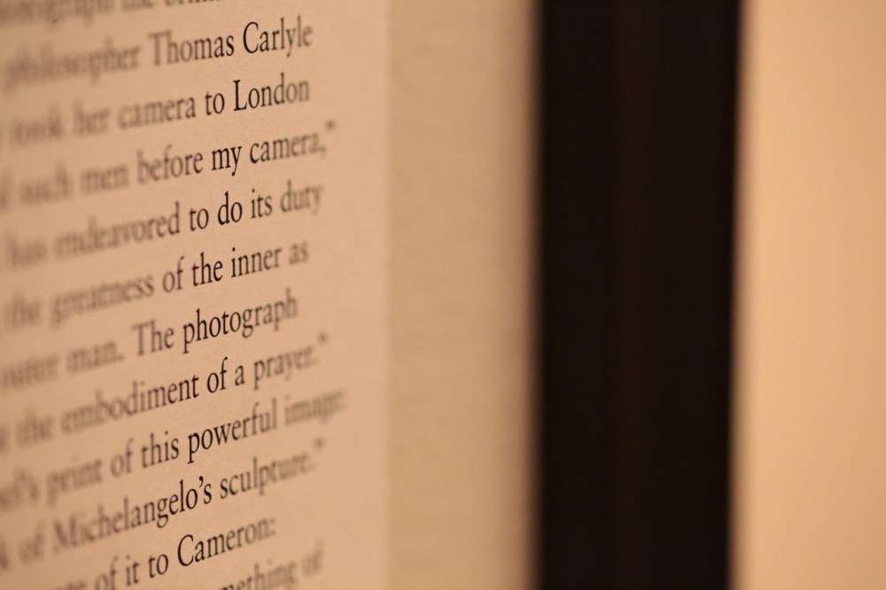 Zeiss 100mm f2 makro-planar lens