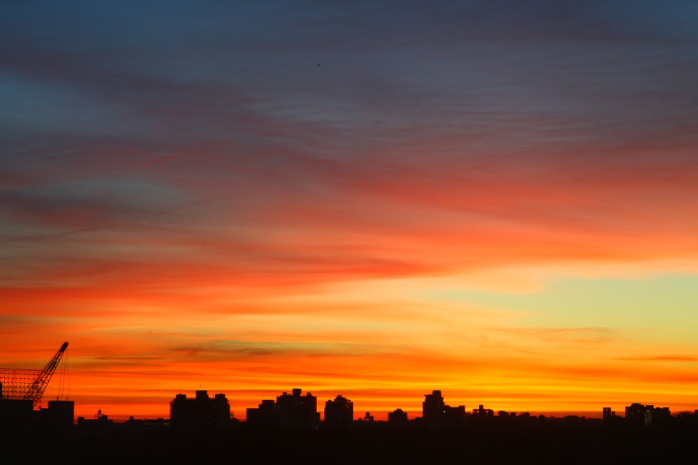 zeiss 85mm f1.4 lens