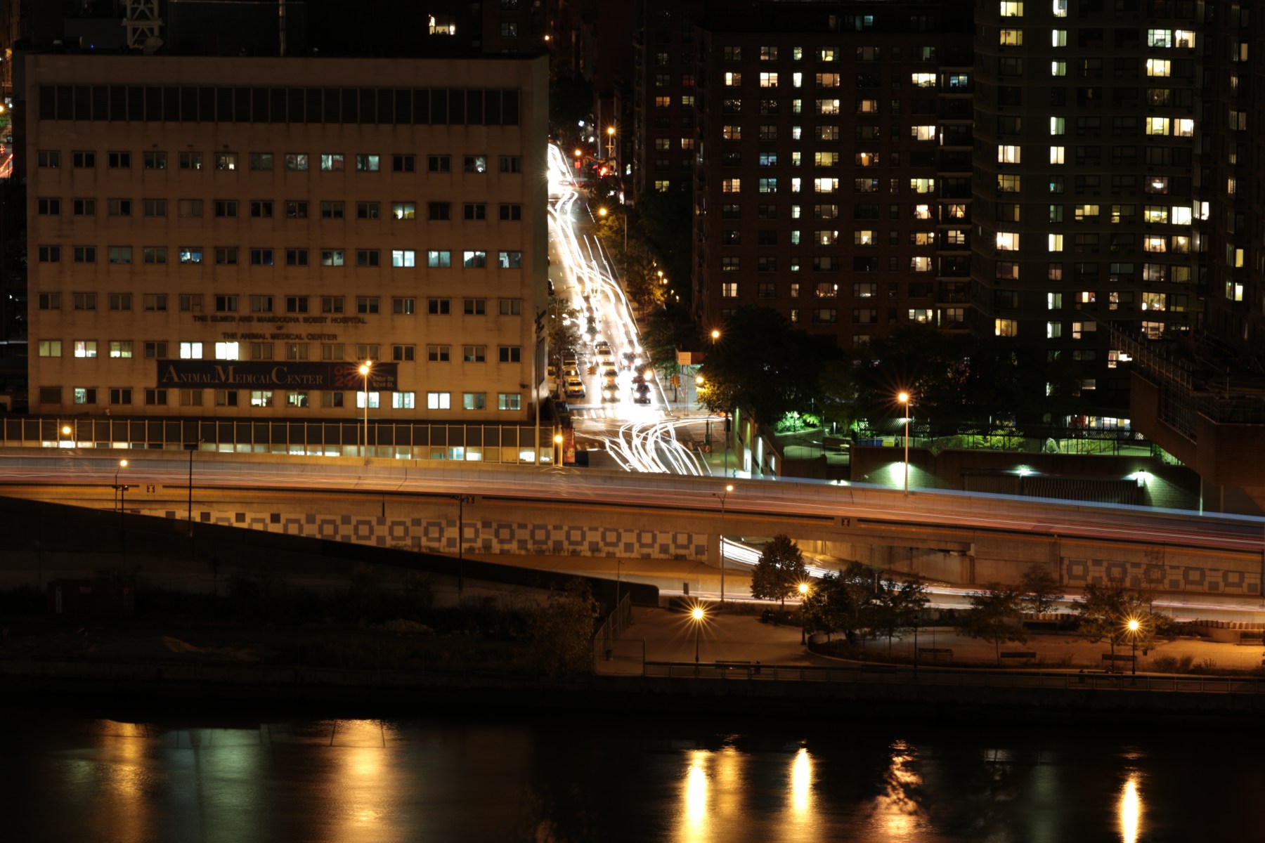 Zeiss 135mm f2 apo sonnar lens