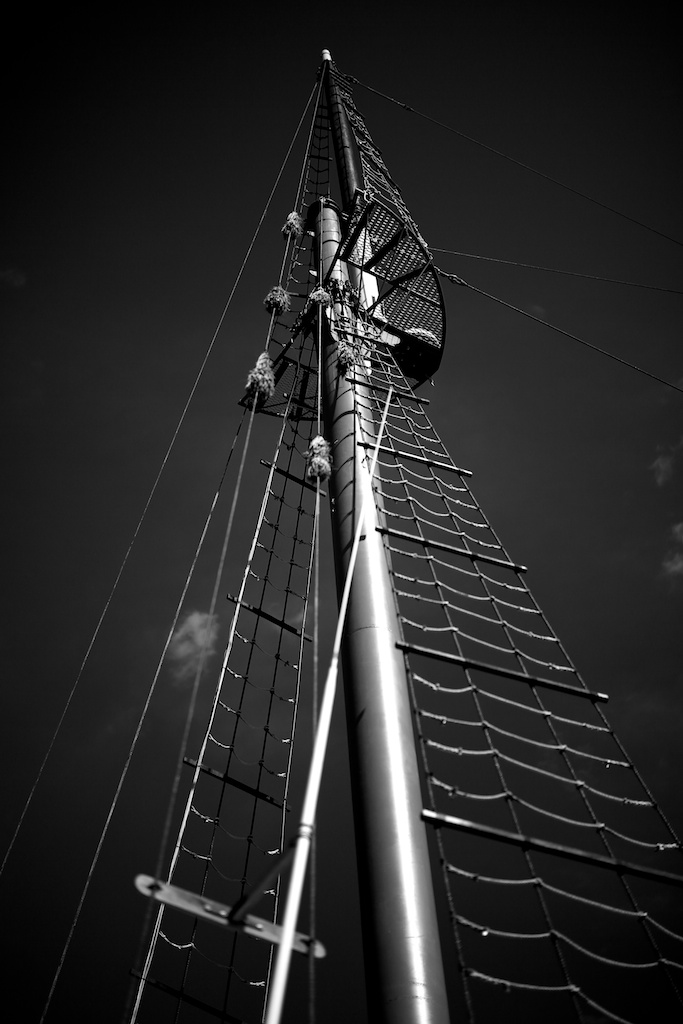 Zeiss 55mm f1.4 Otus manual focus lens for Canon